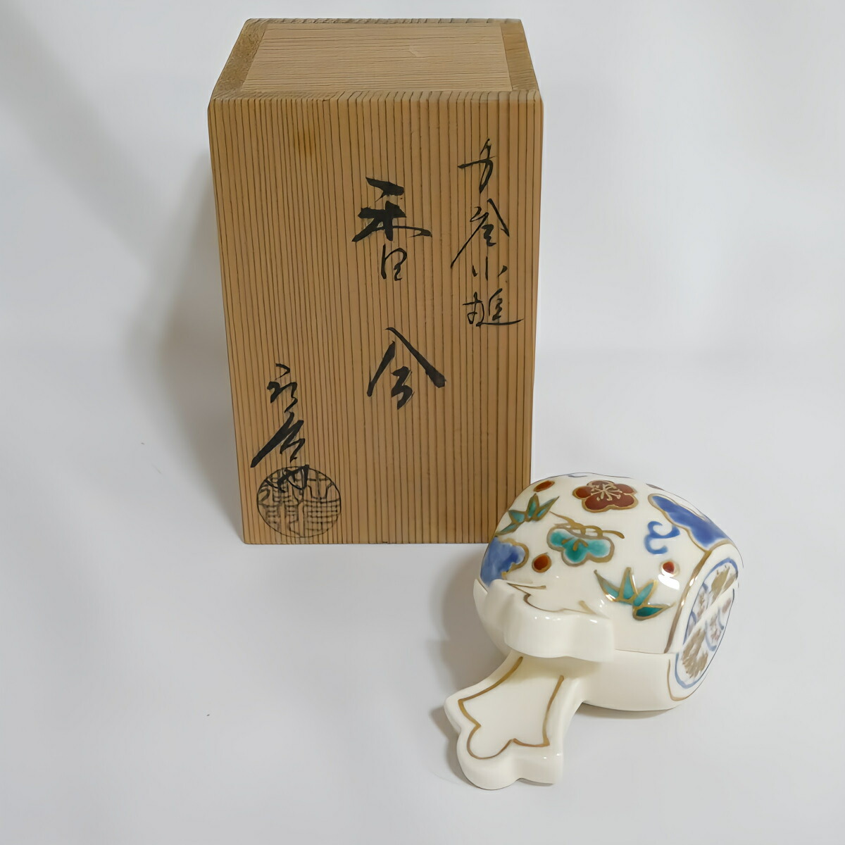 （五月★特売品)　京焼 小路窯 庄左エ門作 色絵 小槌香合 【美品】