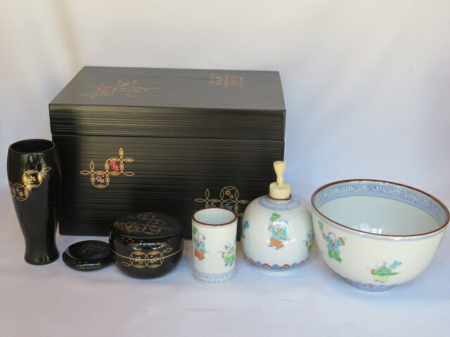 （四月◆特売品）〔在庫処分品〕木製本漆塗千筋茶箱 七宝繋蒔絵三点セット付 平安 高野昭阿弥作 色絵 唐子絵三点セット付 〔税込・送料込〕【在庫・未使用】