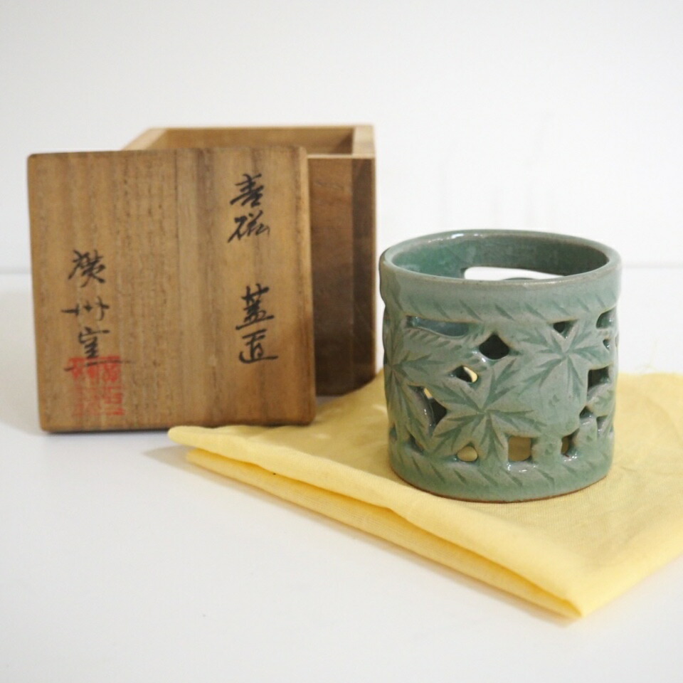 【六月の特売品】廣州窯 趙小守作 青磁 蓋置【中古 美品】