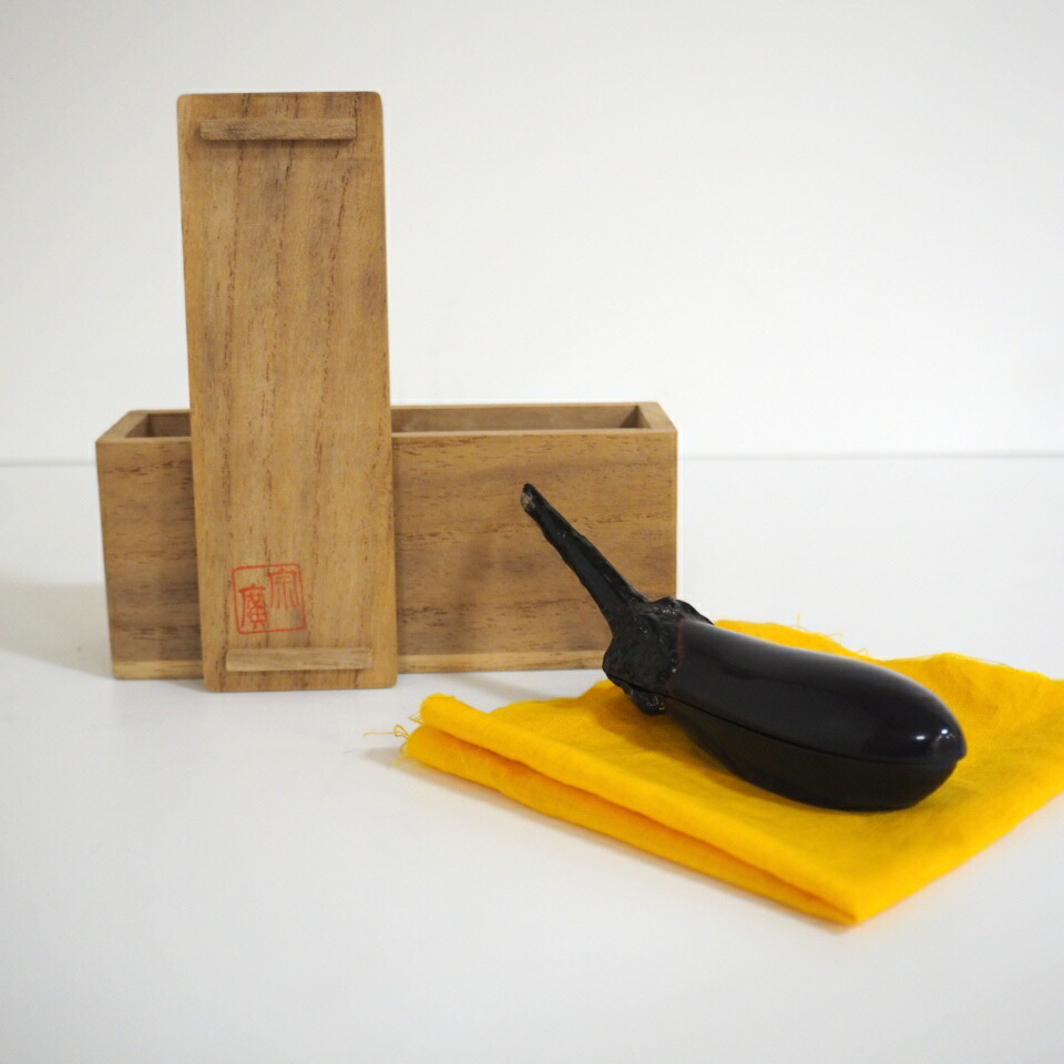 【六月の特売品】山中塗 道場宗廣作 茄子香合 乾漆 内金地 茶道具 【中古 美品】