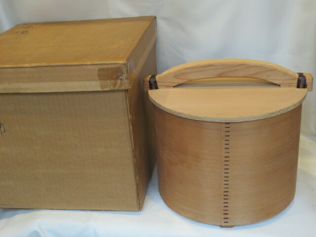 （十一月◆特売品）露地用品 国産杉使用 曲湯桶 茶道具〈税込・送料込〉【中古・修理】