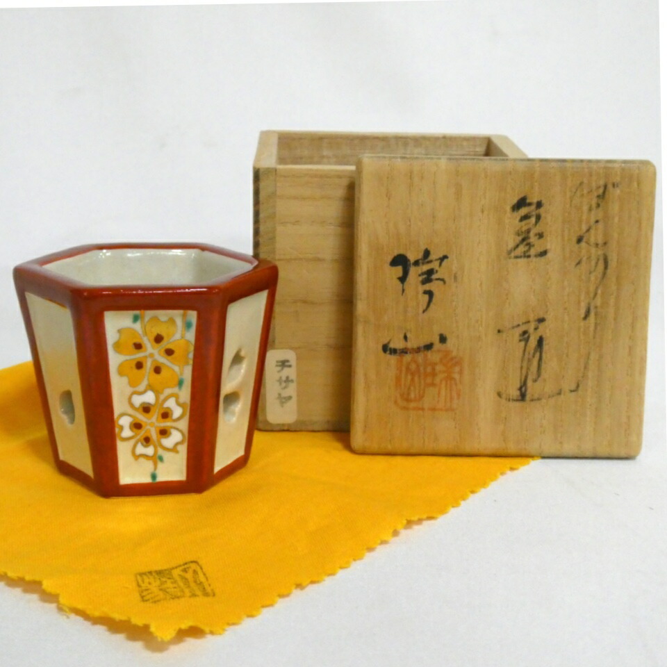 【十一月の特売品】加賀瑞山作 雪洞蓋置 3【中古 美品】