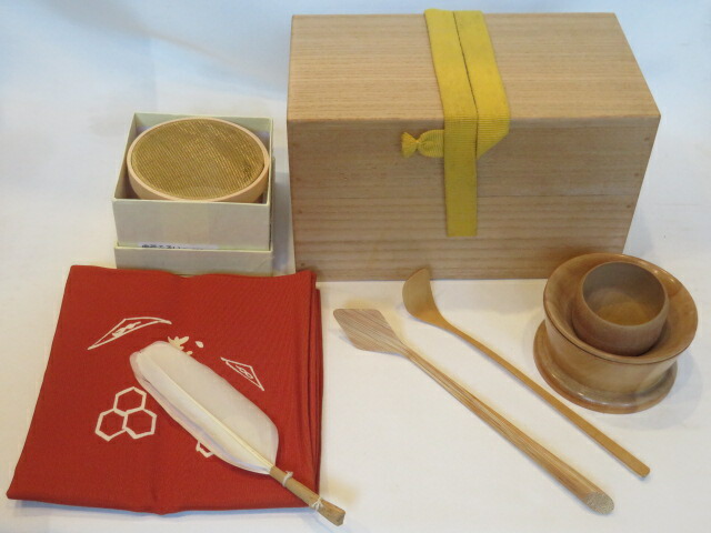 （十二月◆特売品）水屋道具 桐茶掃箱セットUSED〔税込・送料込〕【中古・美品】
