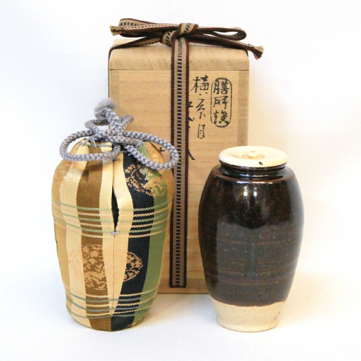 【虫喰上蓋】膳所焼 陽炎園 岩崎新定作 横糸目 茶入 和久田金襴仕覆添 茶道具【中古 美品】