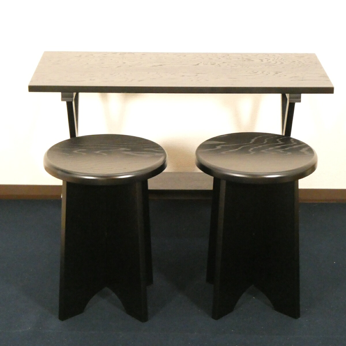 【裏千家用】木製掻合塗喫架と木製掻合塗 円椅二客セット 茶道具【中古 美品】