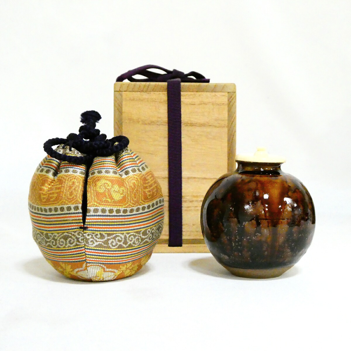 【唐物・大名物】平安東山 笹田有祥作 珠光文琳写茶入 雲頭花文錦【中古 美品】
