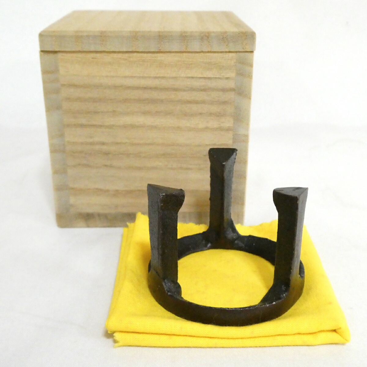 【中古】唐銅 五徳蓋置 茶道具 作者不明 七種蓋置【美品】